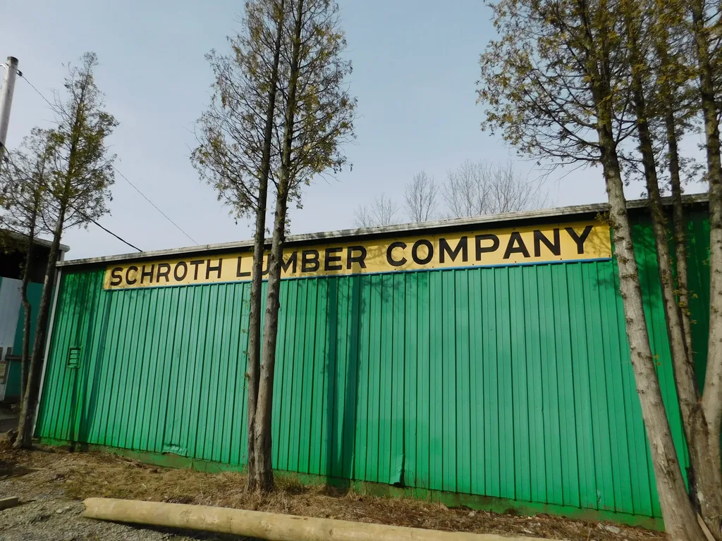 Schroth Industries logo